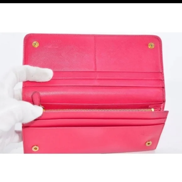 🧧Exalted Prada Saffiano Wallet & Prada Cards🎋+GIFT